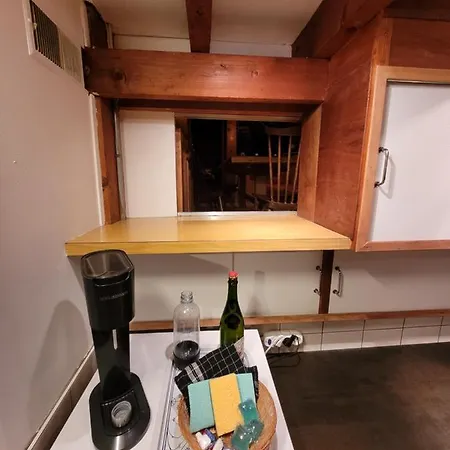 Chalon Chalé *